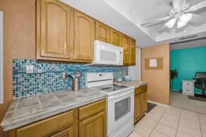 Kitchen 11