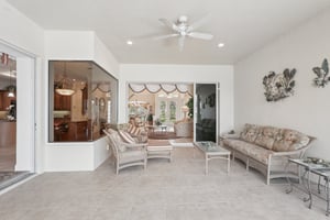 Tuscany Blvd-2005-009.jpg