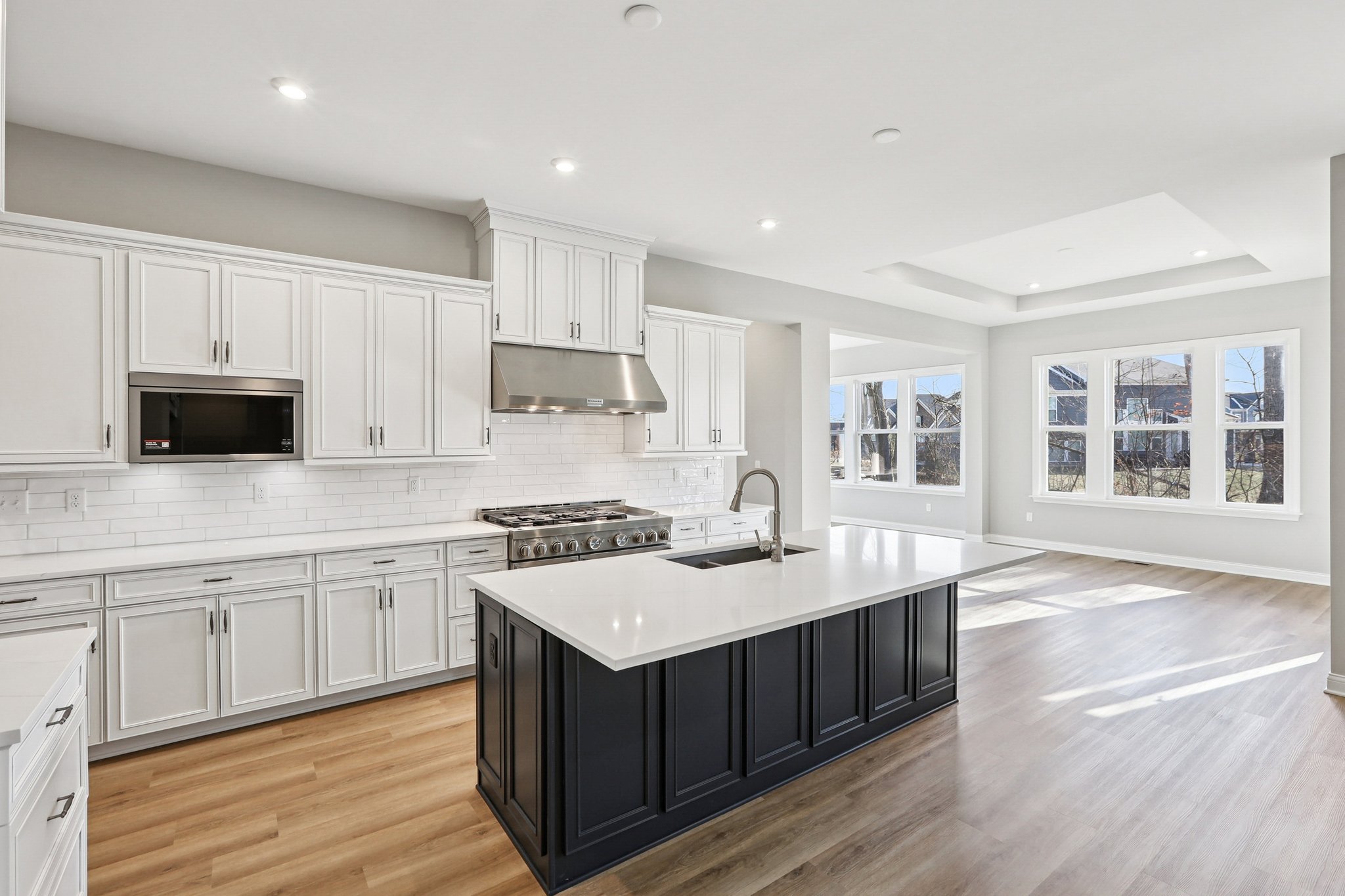 Lowery Wy-S2201-012.jpg