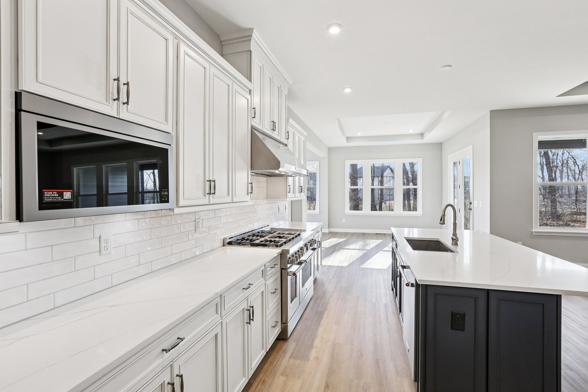 Lowery Wy-S2201-018.jpg