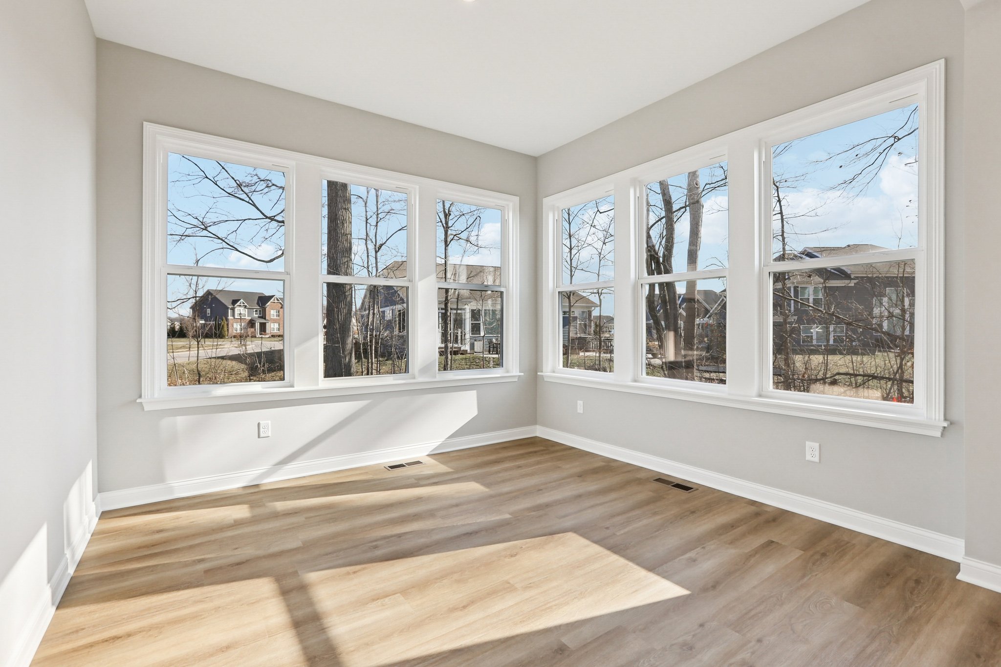 Lowery Wy-S2201-023.jpg