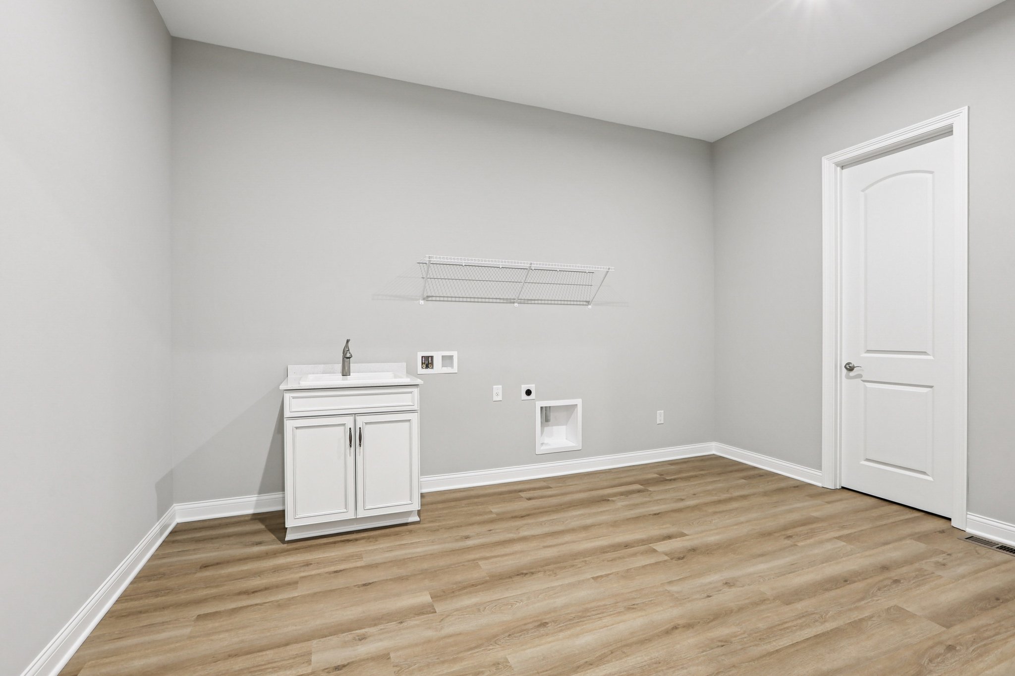 Lowery Wy-S2201-044.jpg