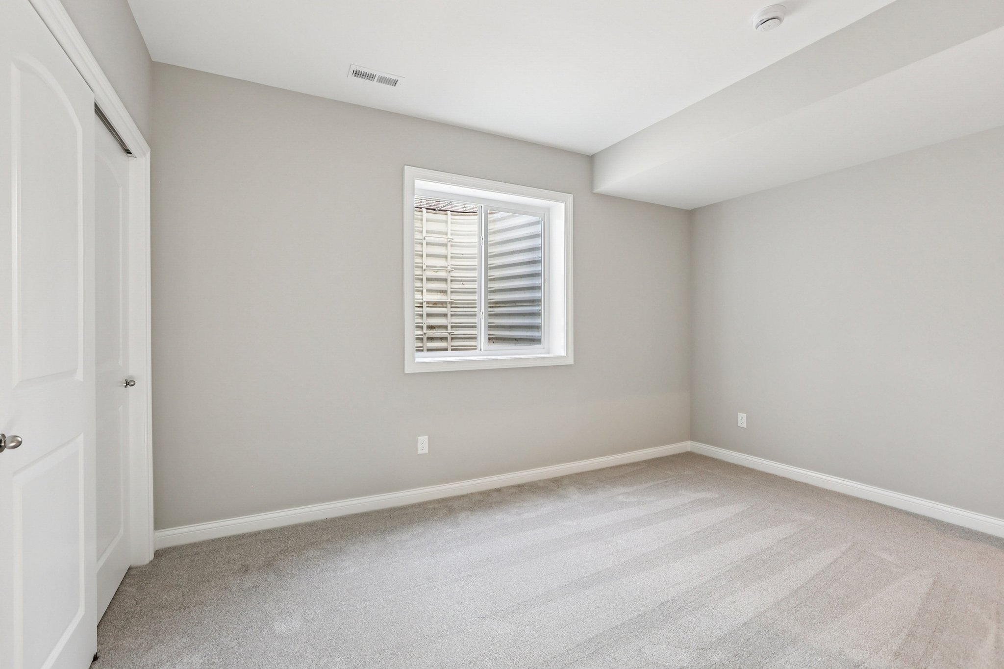 Lowery Wy-S2201-057.jpg