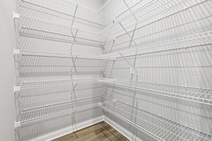 Lowery Wy-S2201-043.jpg