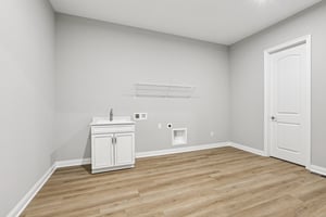 Lowery Wy-S2201-044.jpg