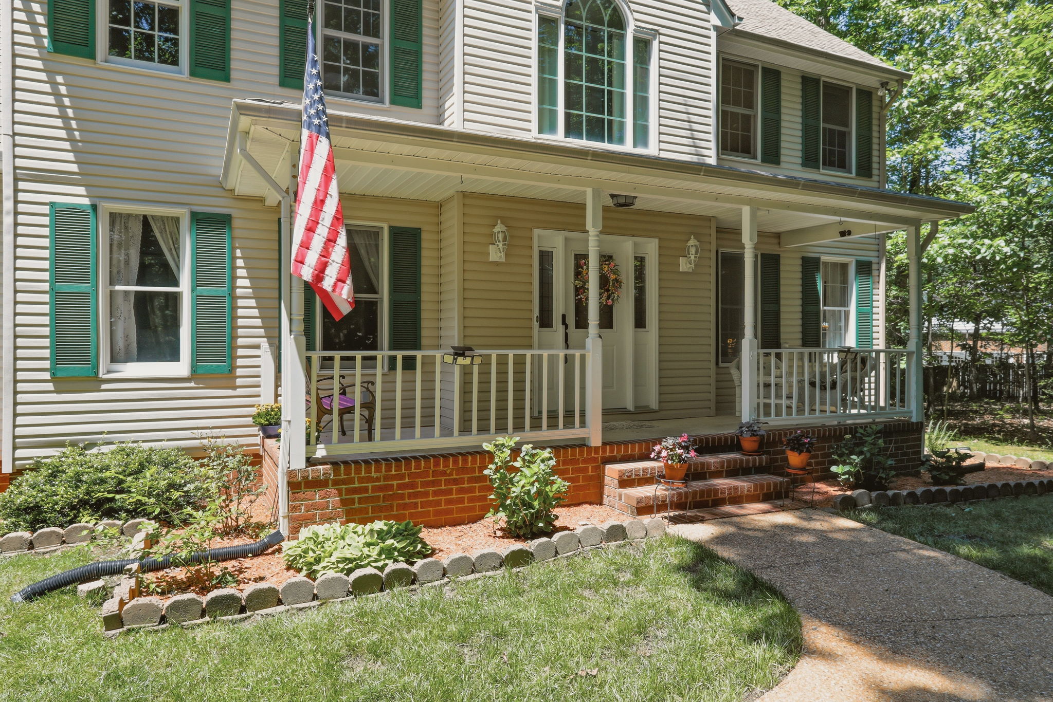 05-Exterior Front