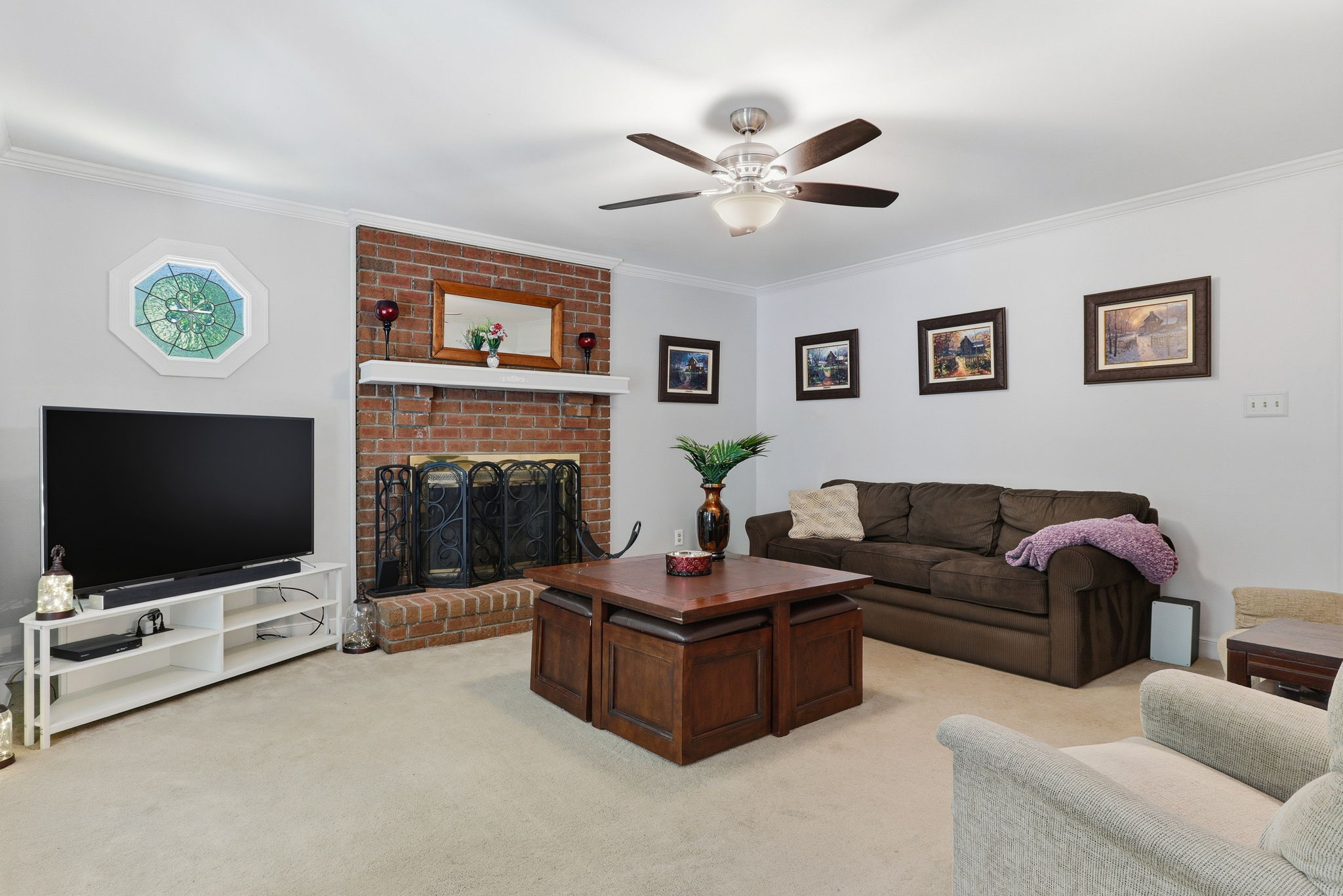10-Family Room