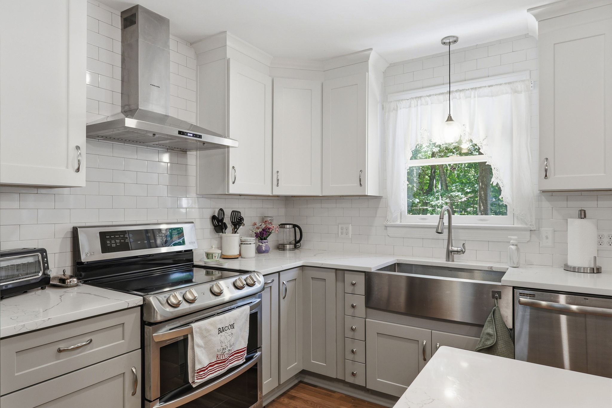 16-Kitchen