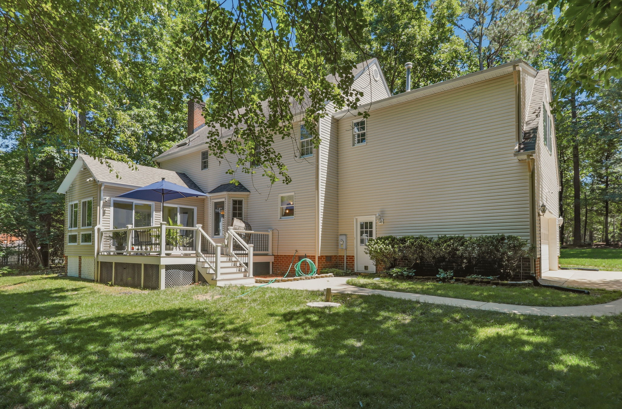 44-Exterior Back