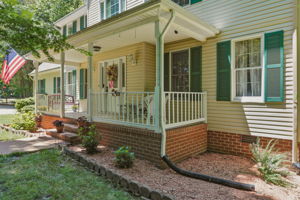 04-Exterior Front