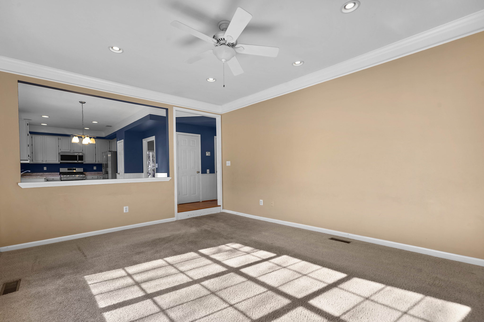 10 family room