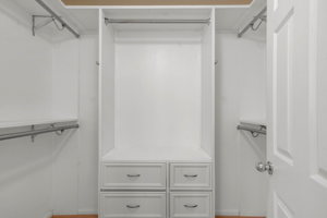 30 closet