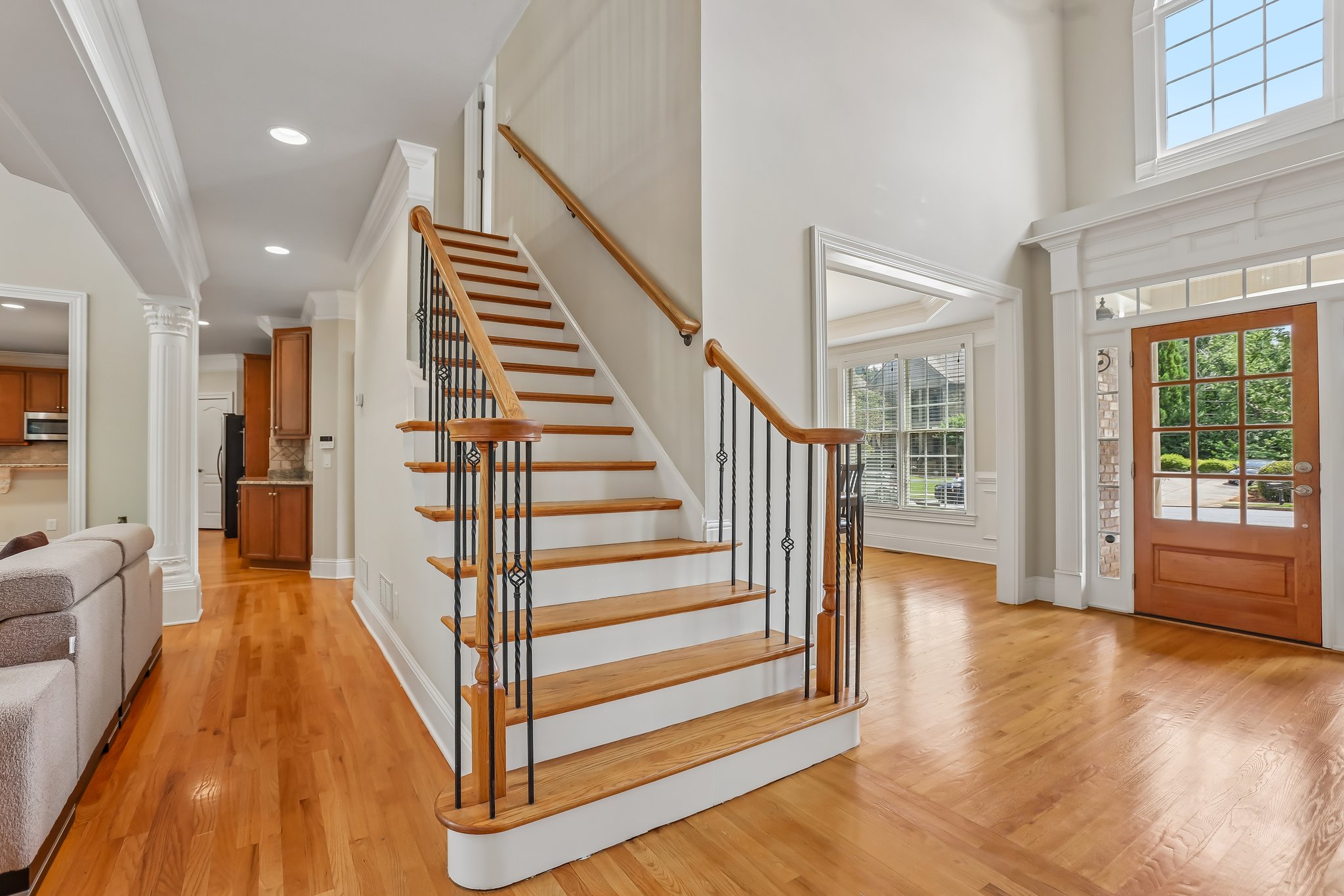 Darvish Ln-S1206-004.jpg