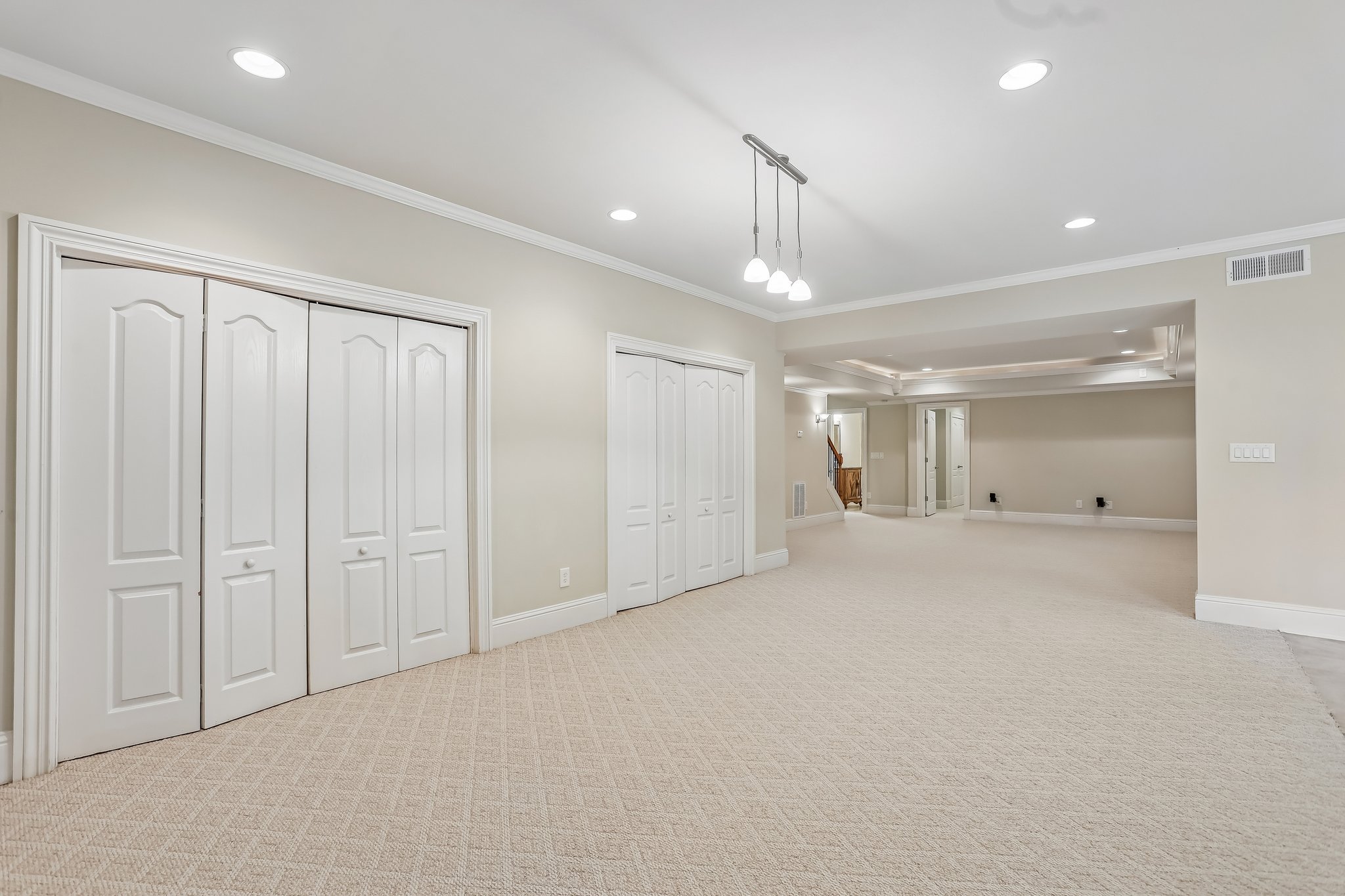 Darvish Ln-S1206-024.jpg
