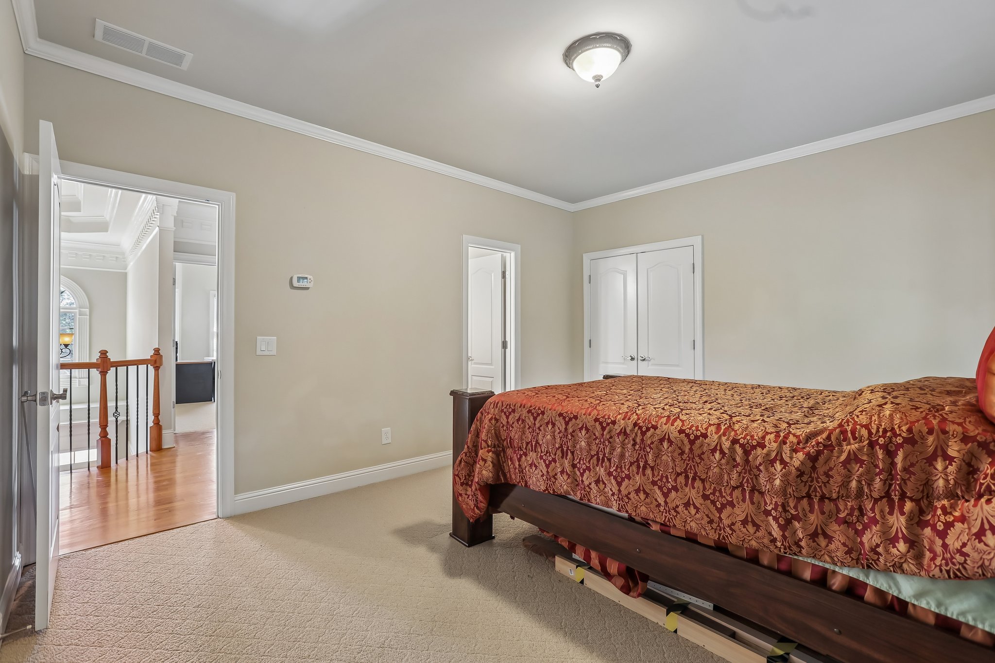 Darvish Ln-S1206-044.jpg