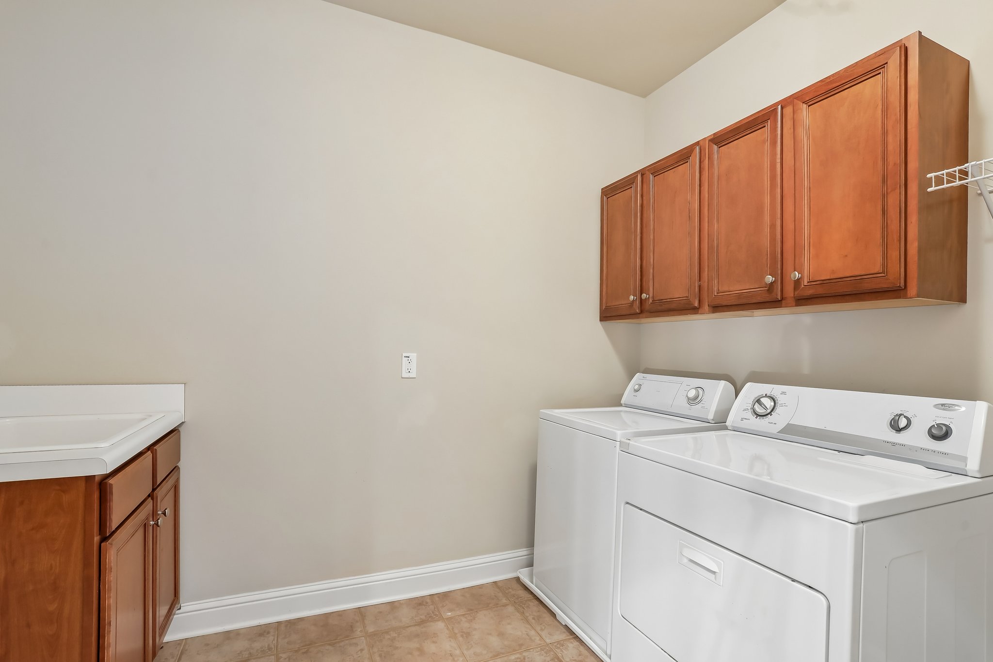 Darvish Ln-S1206-050.jpg