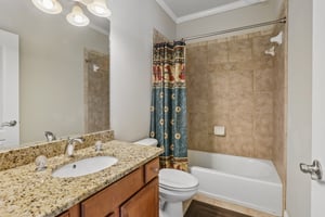Darvish Ln-S1206-038.jpg
