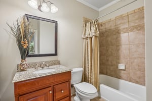 Darvish Ln-S1206-047.jpg