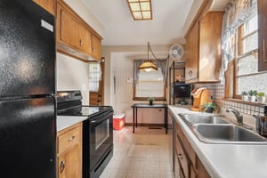 Calumet Ave-S0110-011.jpg