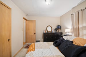 Calumet Ave-S0110-027.jpg