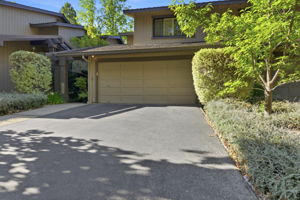 003_F8_1252 Sharon Park Dr