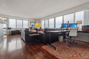 Edgewater Dr 1606-S1709-003.jpg