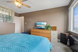 Edgewater Dr 1606-S1709-021.jpg