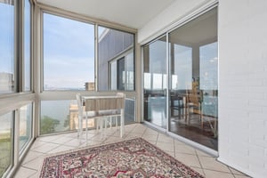 Edgewater Dr 1606-S1709-029.jpg