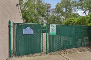 Edgewater Dr 1606-S1709-034.jpg