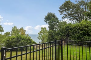Edgewater Dr 1606-S1709-036.jpg