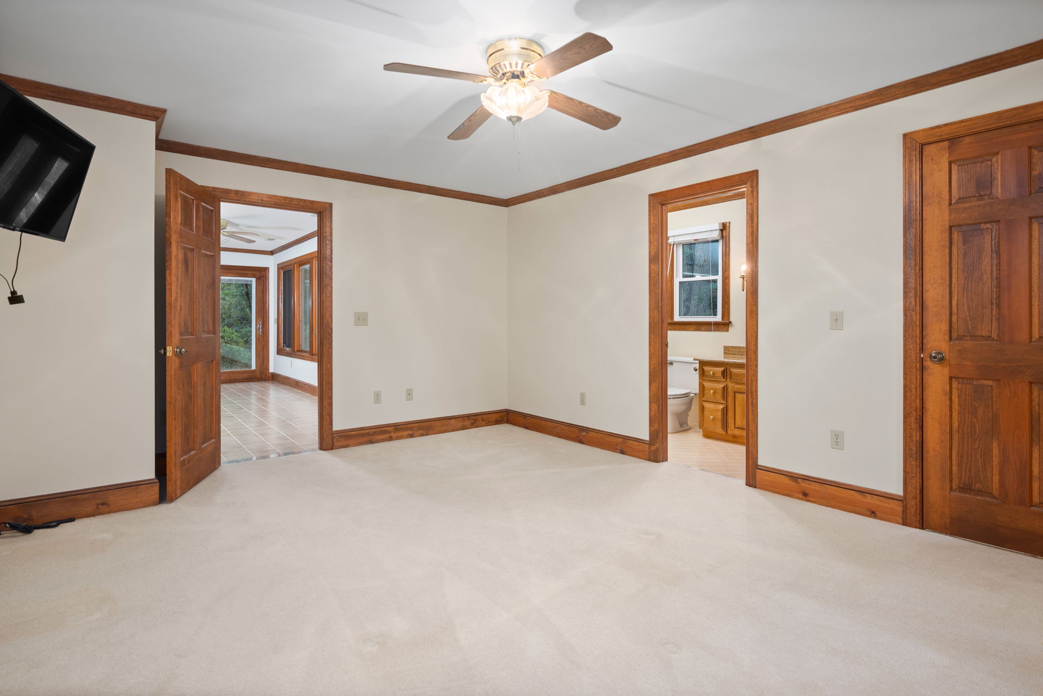 12521 Shallowford Dr, Raleigh, NC 27614 Upper Echelon Visuals