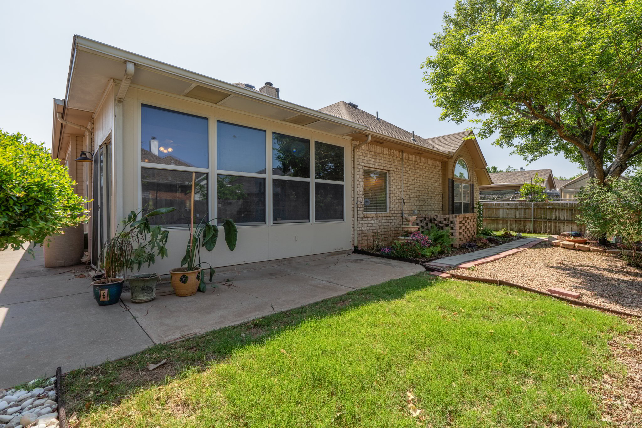 12525 Youngs Pl_052.jpg