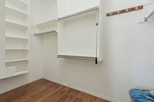 12525 Youngs Pl_047.jpg