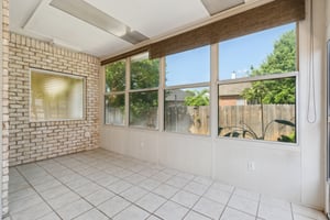 12525 Youngs Pl_048.jpg