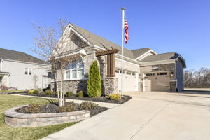 3 Car Garage