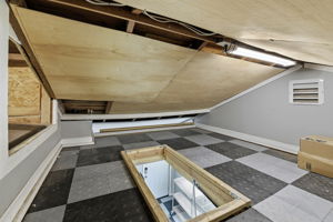  Photo 37
