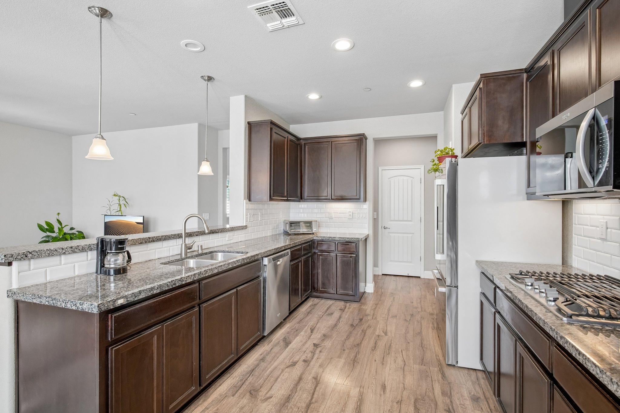 1254 Awahnee Ct-S1509-008.jpg