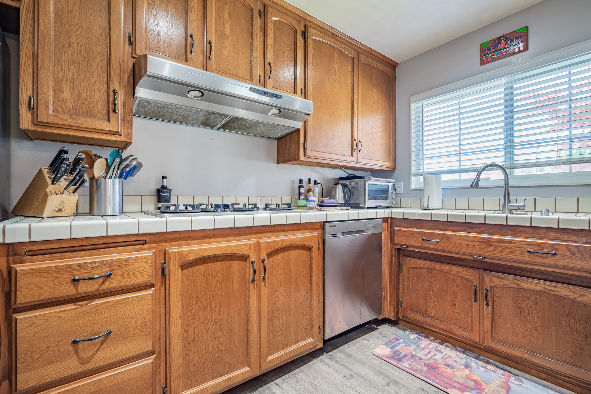1254 Gantlin St, Simi Valley, CA 93065, USA Photo 18