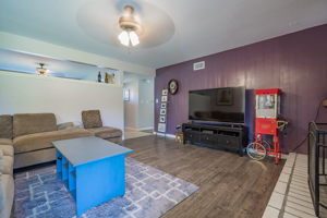 1254 Gantlin St, Simi Valley, CA 93065, USA Photo 9