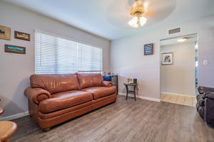 1254 Gantlin St, Simi Valley, CA 93065, USA Photo 14