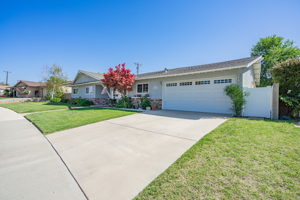 1254 Gantlin St, Simi Valley, CA 93065, USA Photo 47