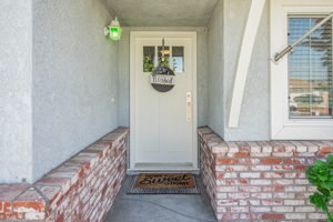 1254 Gantlin St, Simi Valley, CA 93065, USA Photo 4