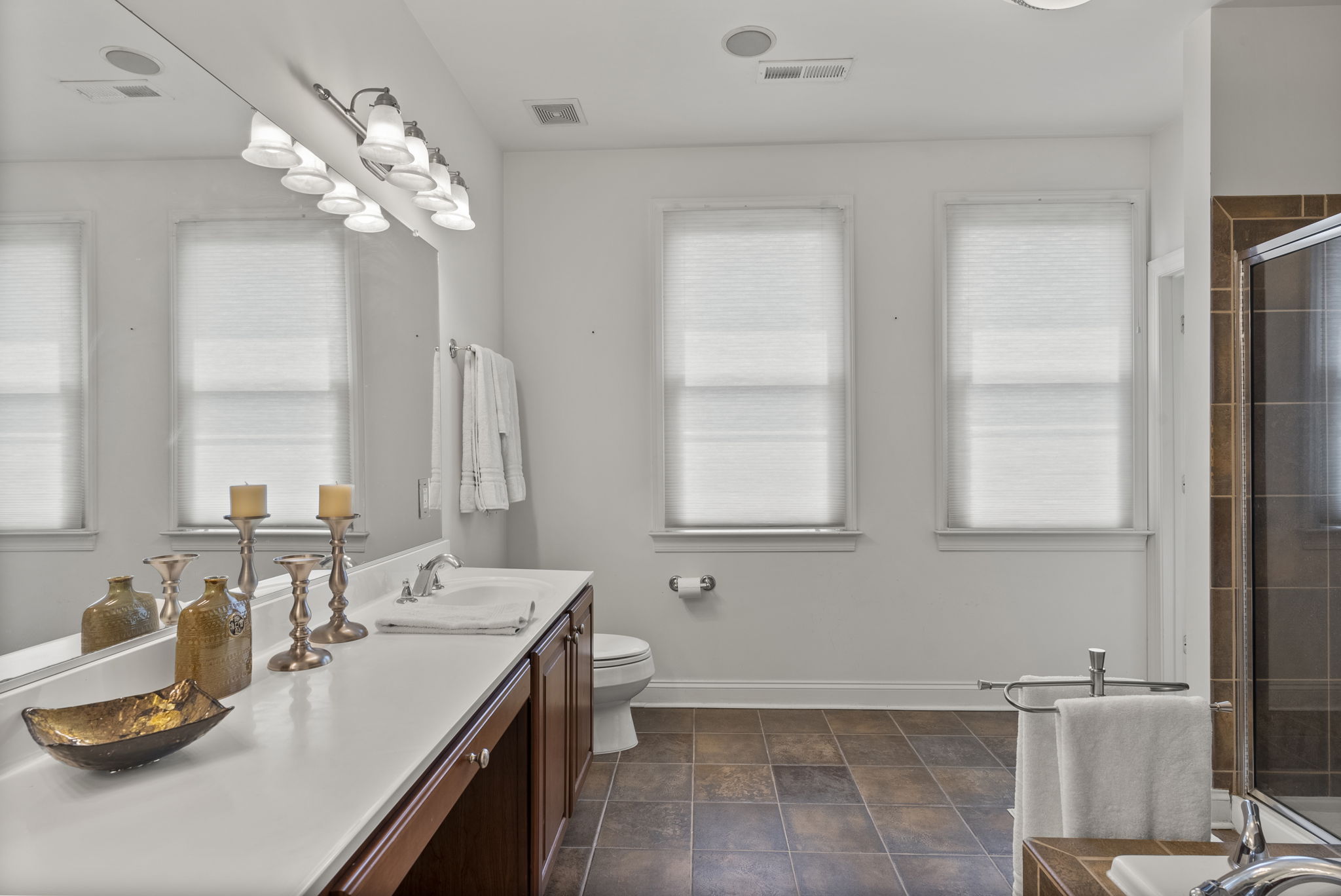 1254 Harbor Island 36