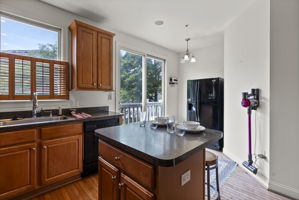 1254 Harbor Island 27