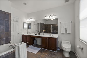1254 Harbor Island 37