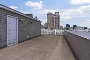 1254 Harbor Island 51