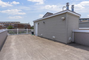 1254 Harbor Island 52