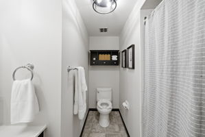  Photo 39