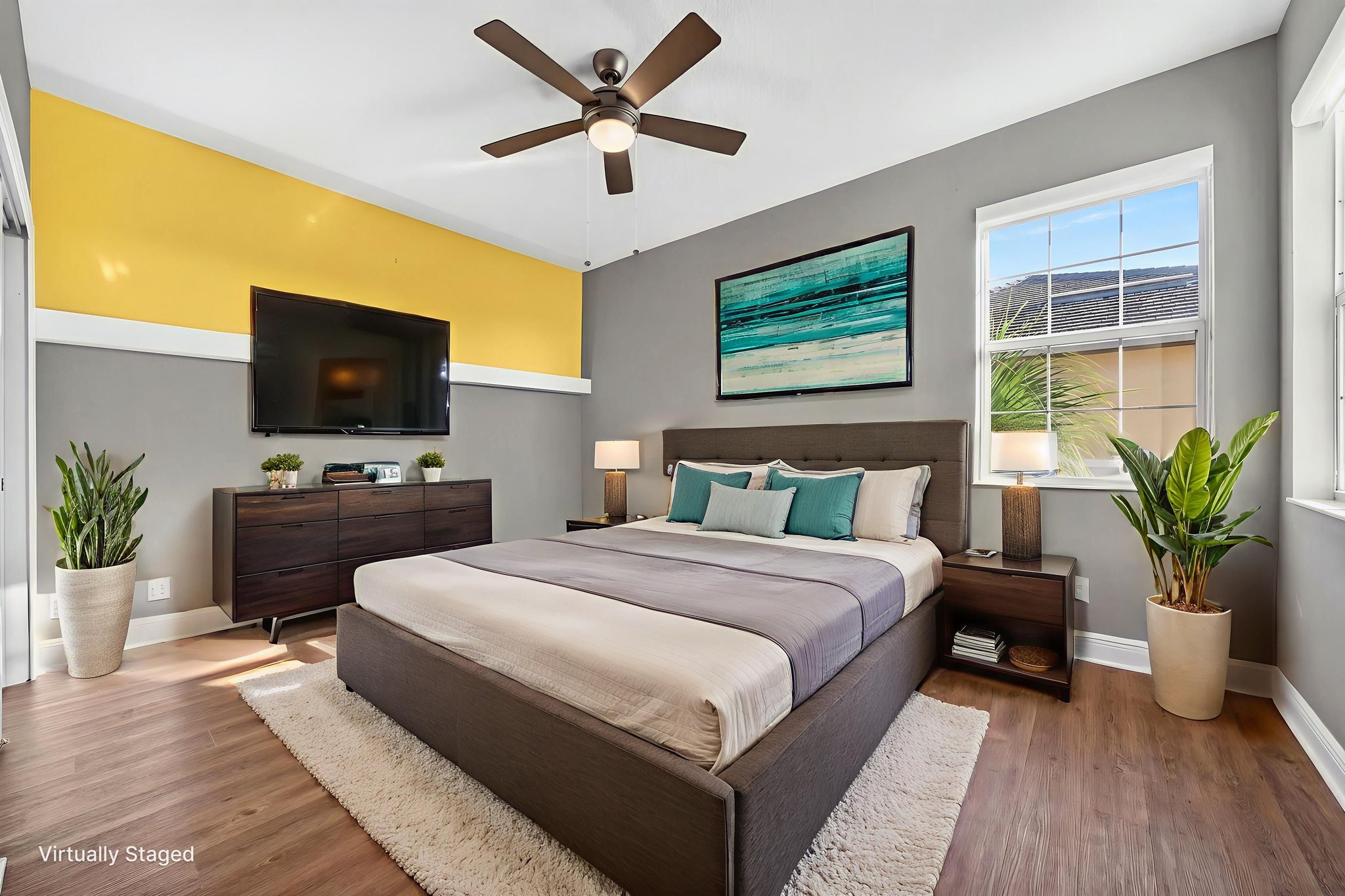 1254 Riverscape St-2 virtually staged.jpeg