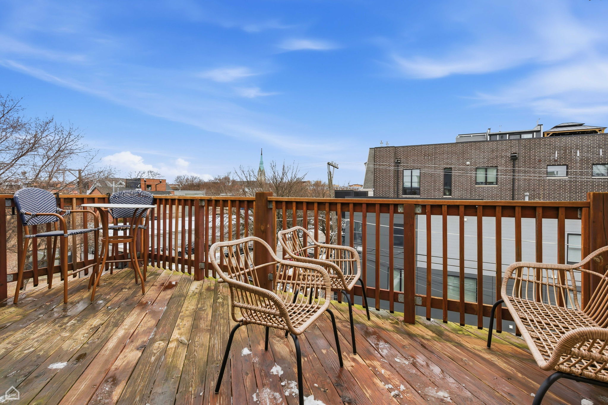 1254 W Diversey Pkwy 3 - Laura Kisling_CHP2026_023